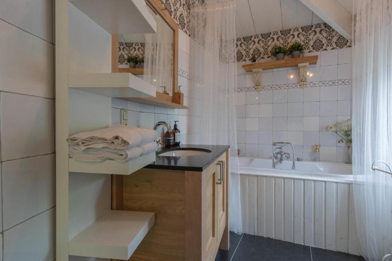 Herberg De Lingehoeve Oosterwijk Exteriör bild